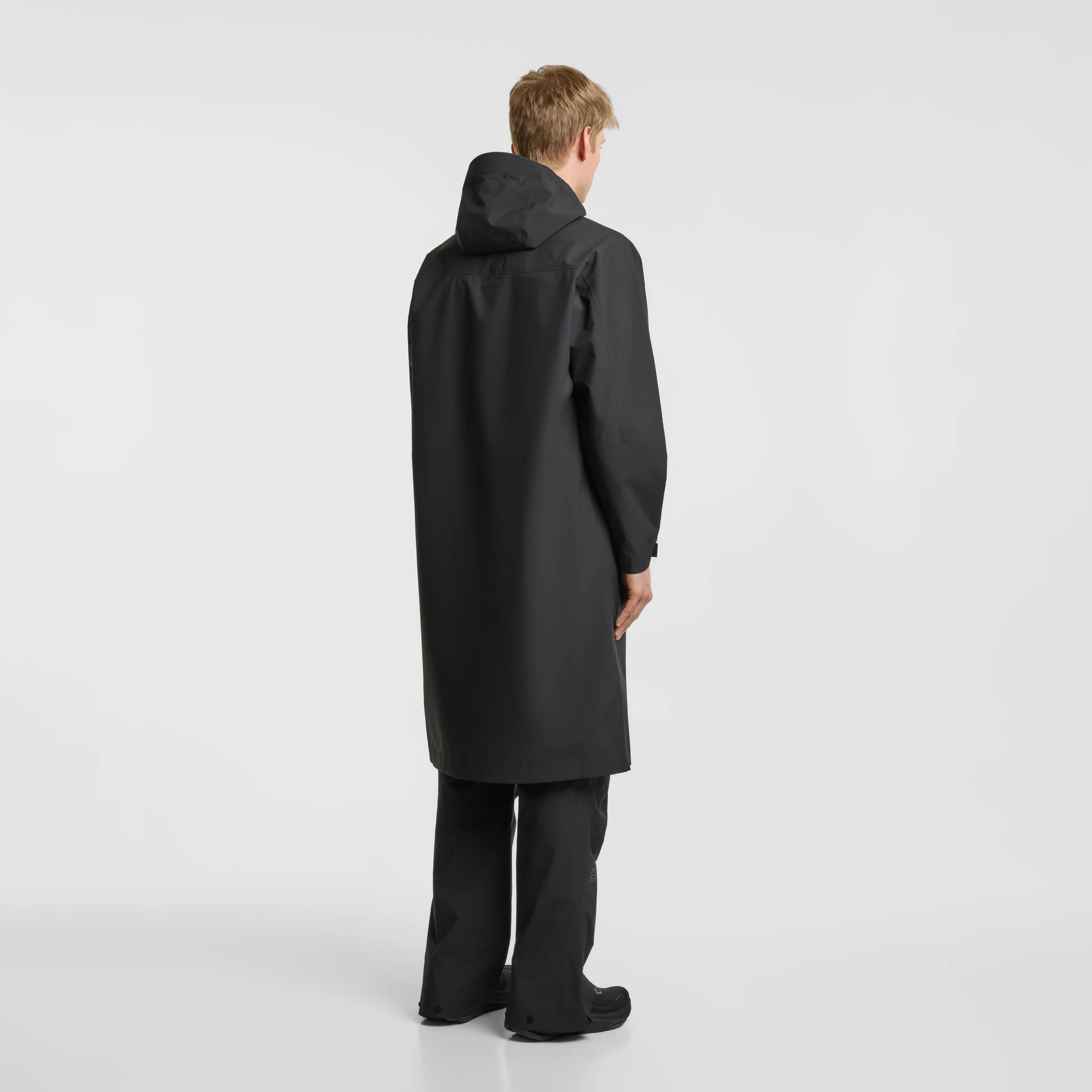 Aðalvík Packable Rain Coat - Image 3