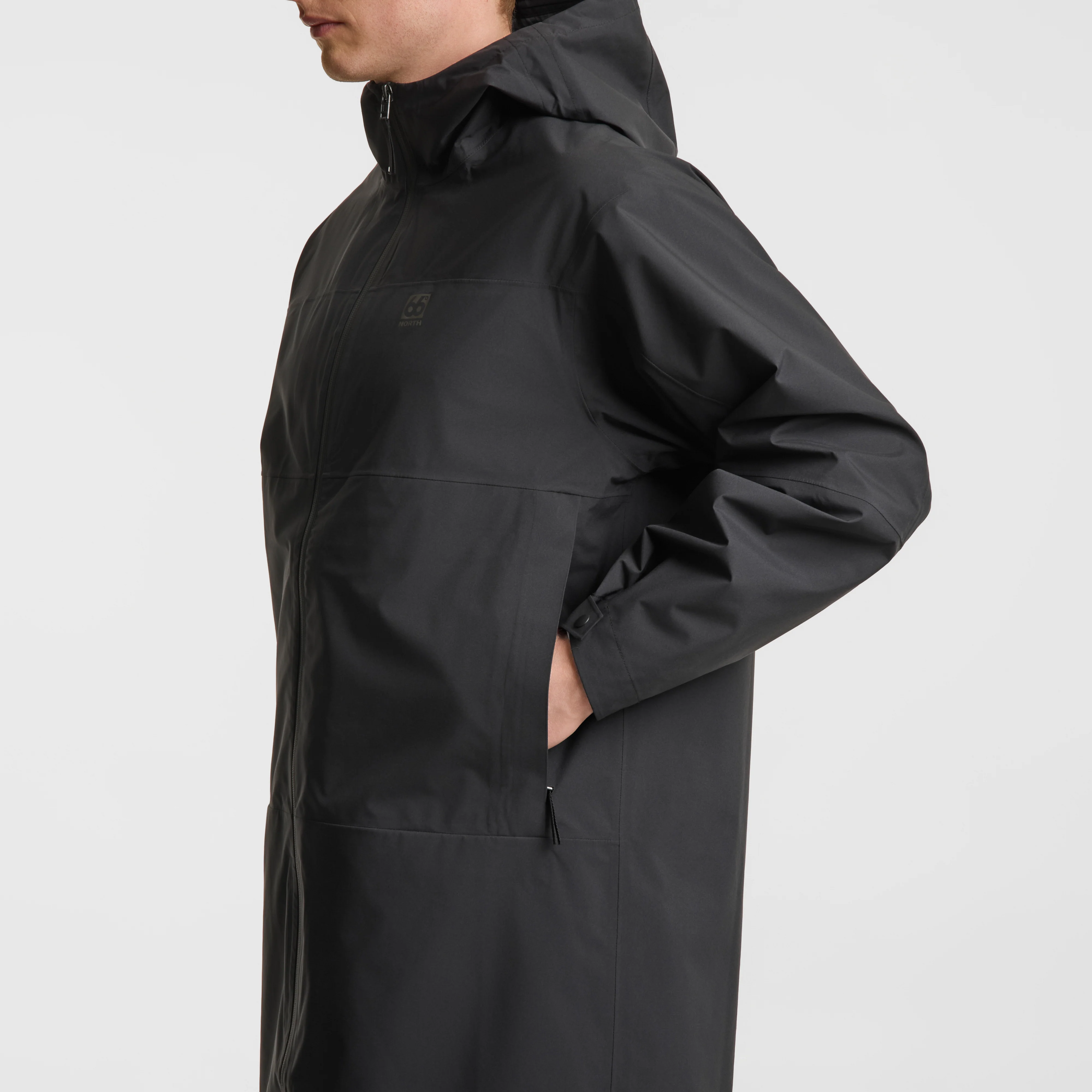Aðalvík Packable Rain Coat - Image 9
