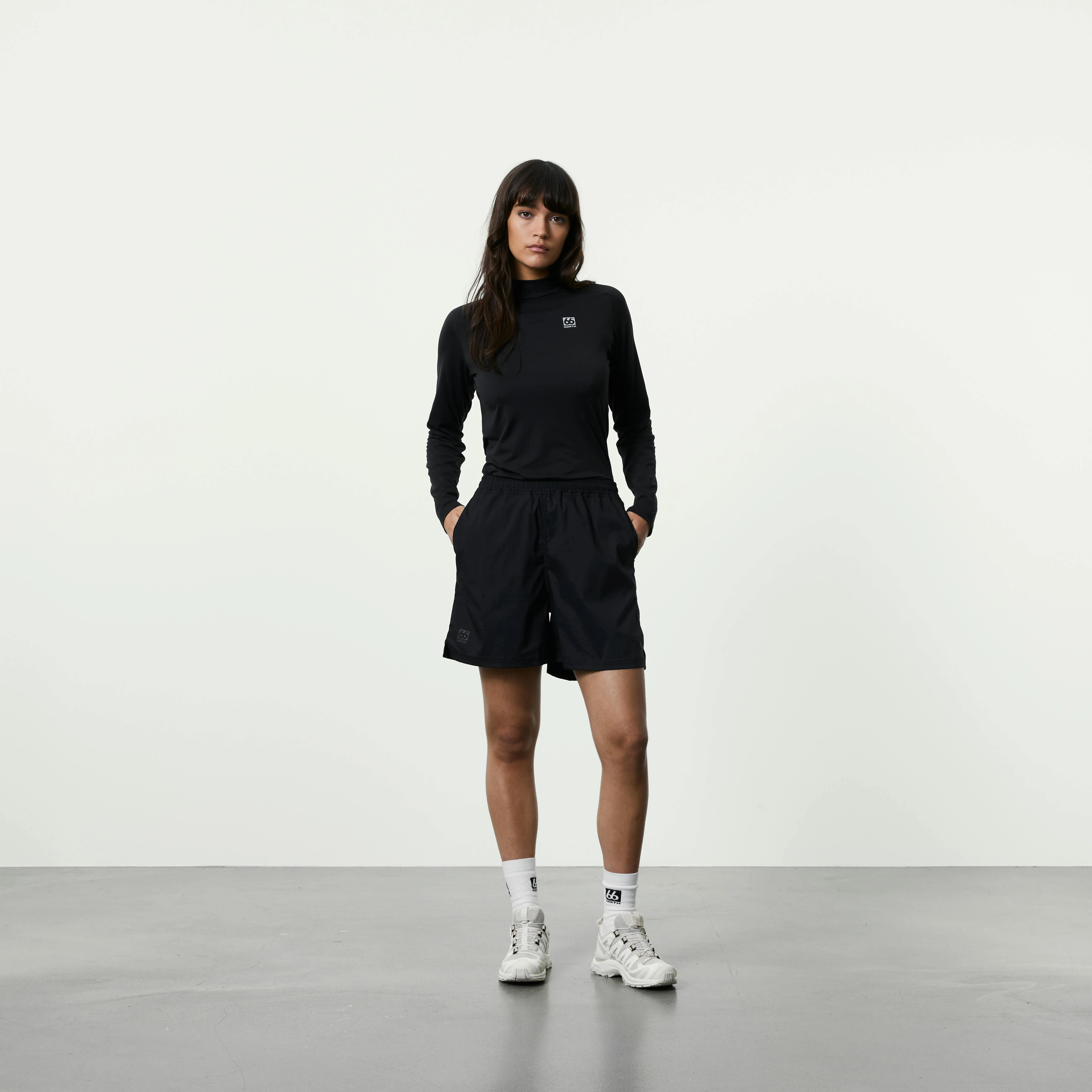 Women's Aðalvík Hoodie - Image 2