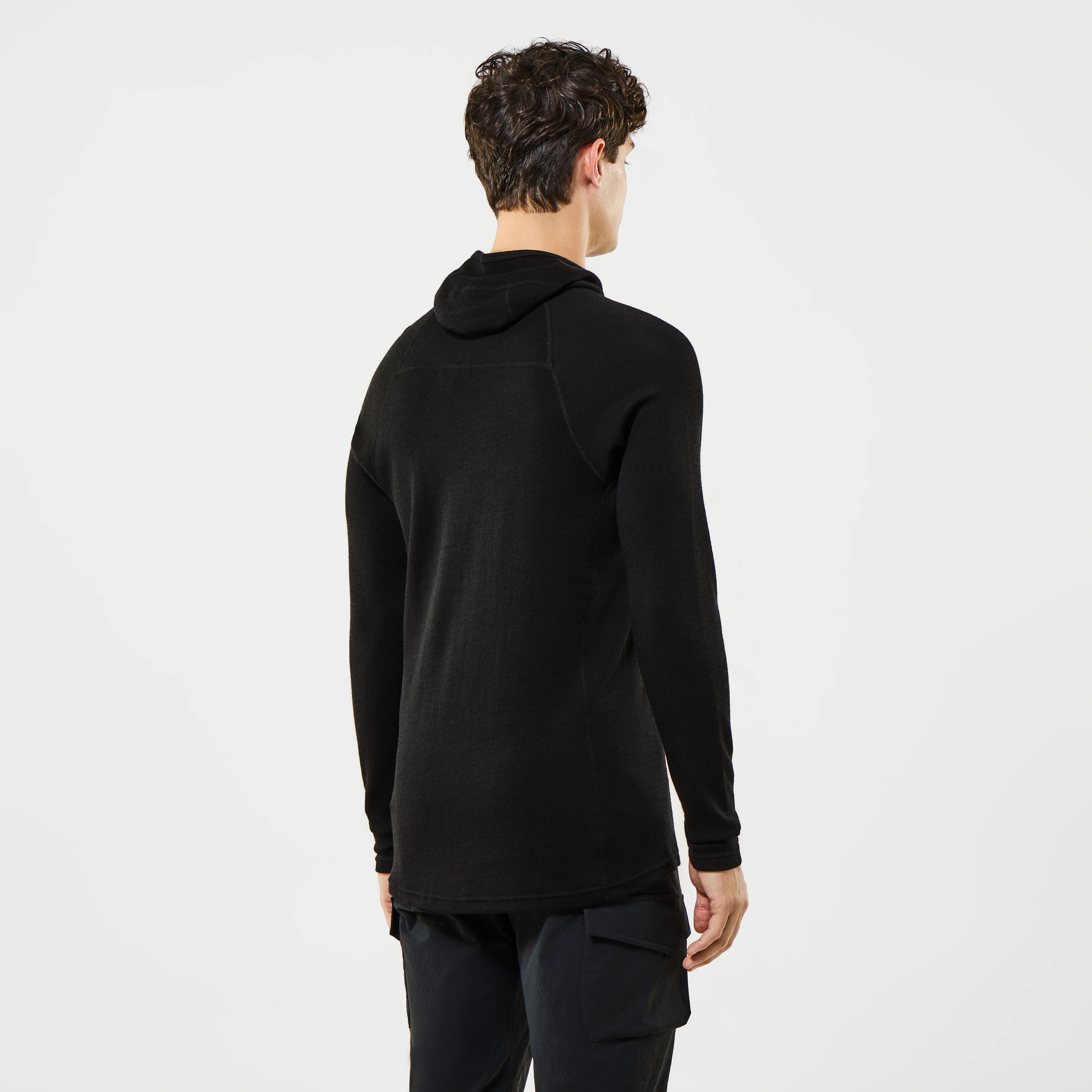 Men's Básar Hoodie - Image 3