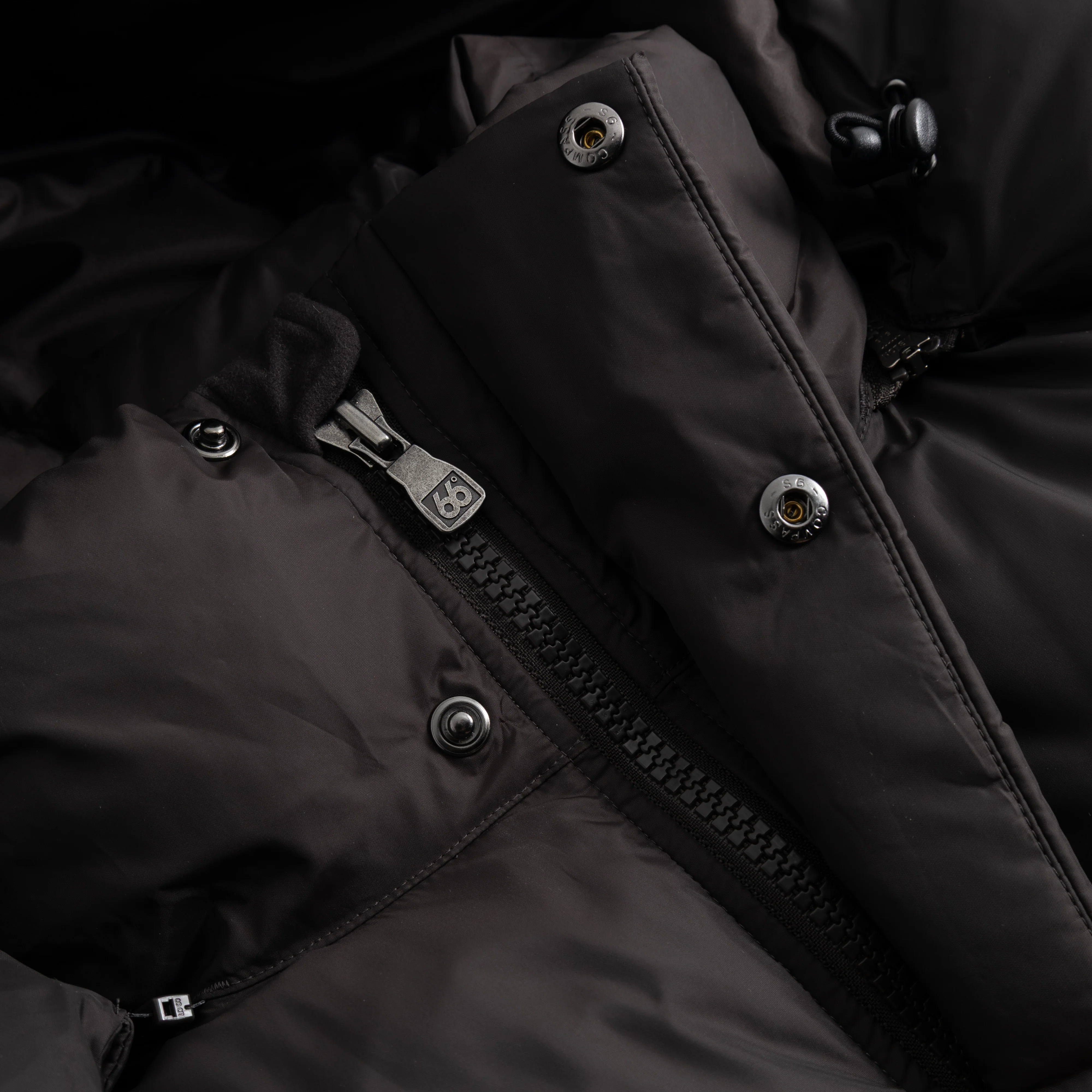 Dyngja Down Coat - Image 9