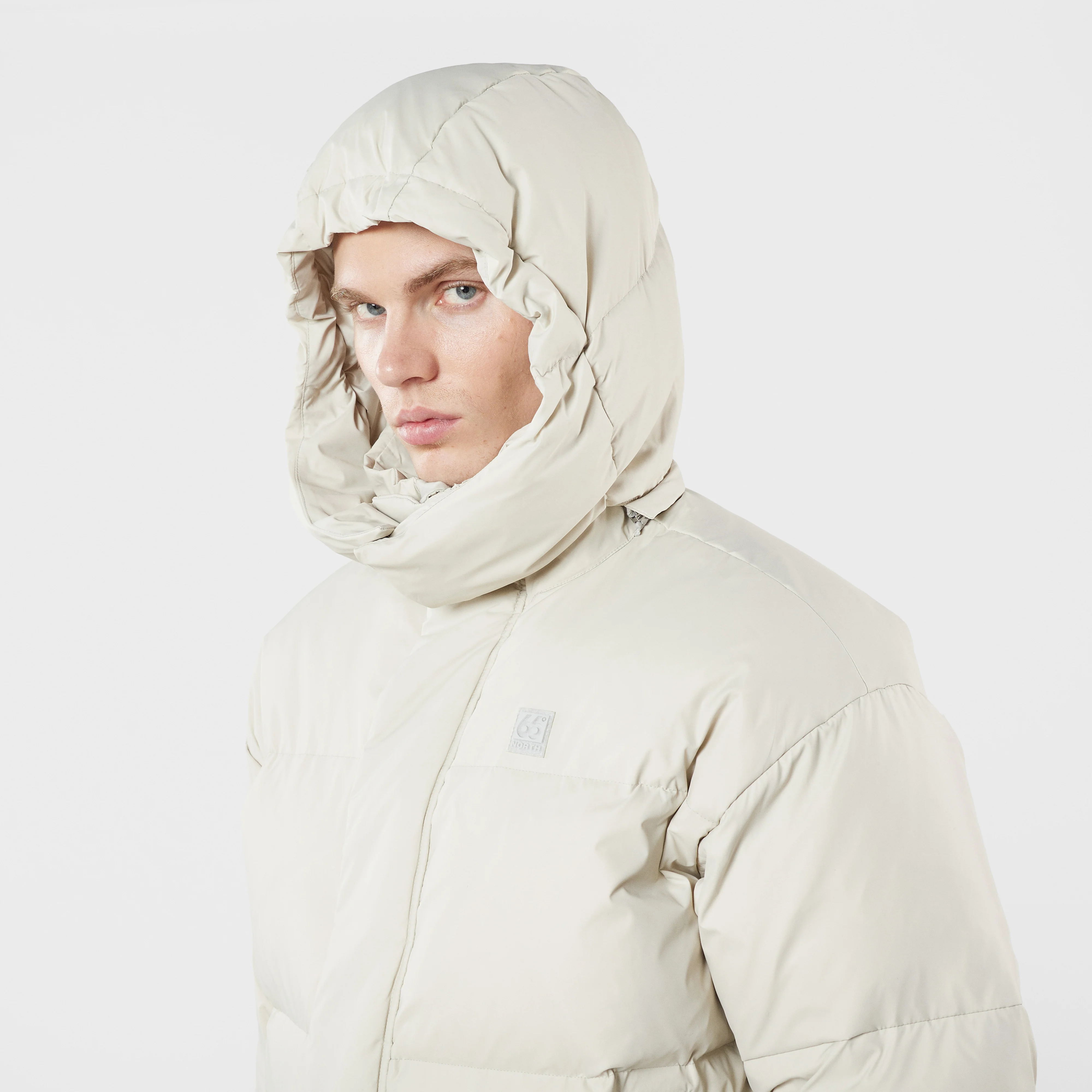 Dyngja Down Jacket - Image 10