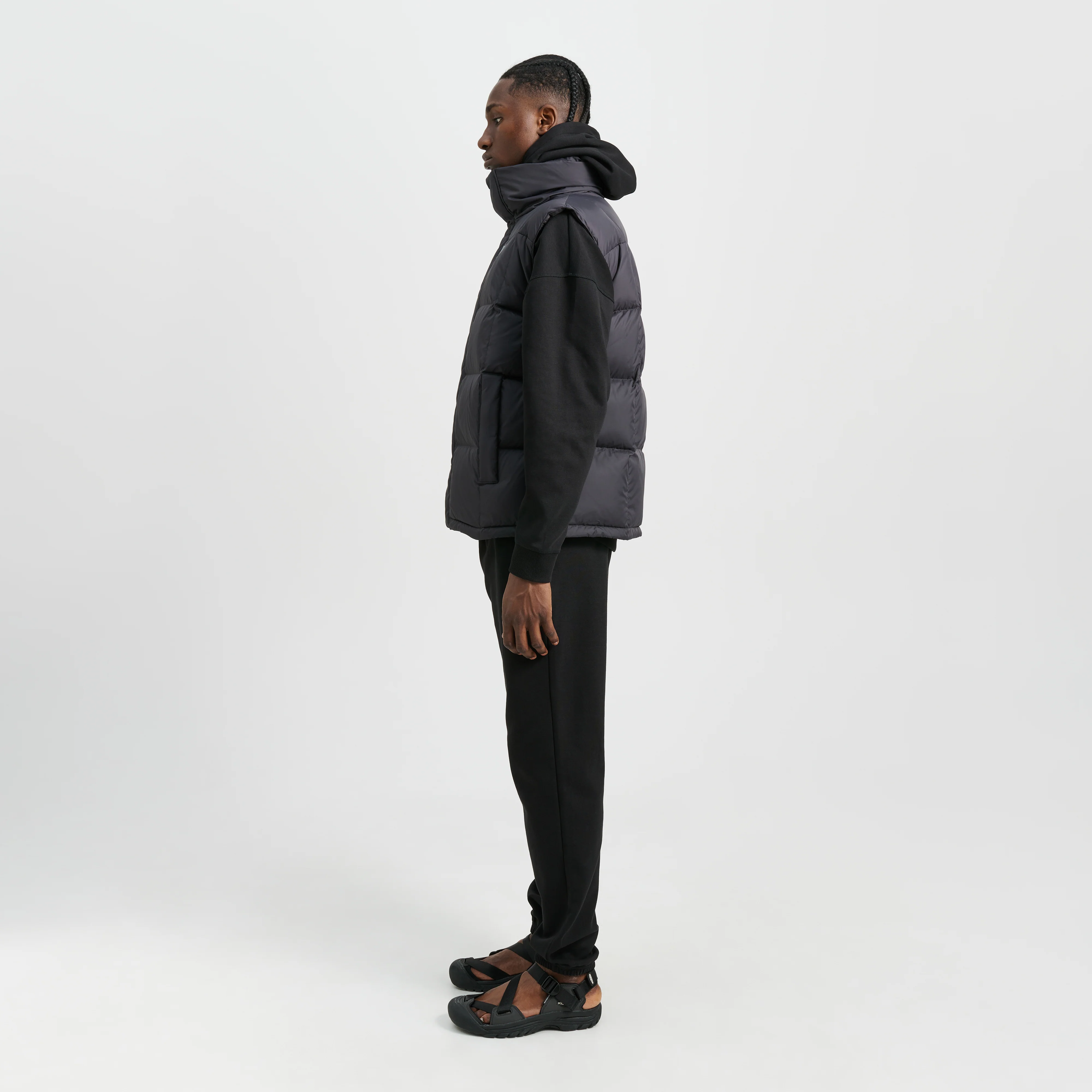 Dyngja Down Vest - Image 12
