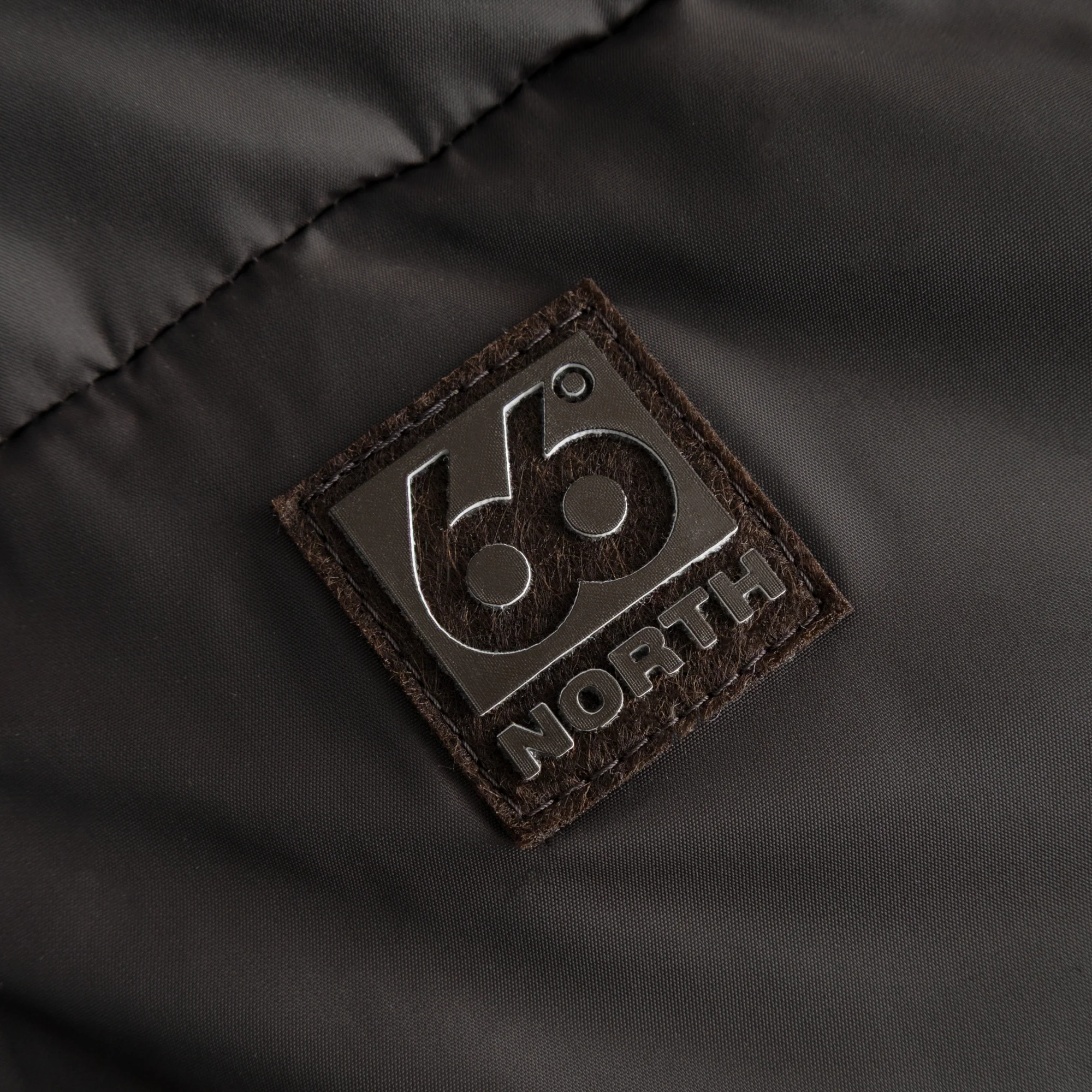Dyngja Down Vest - Image 9