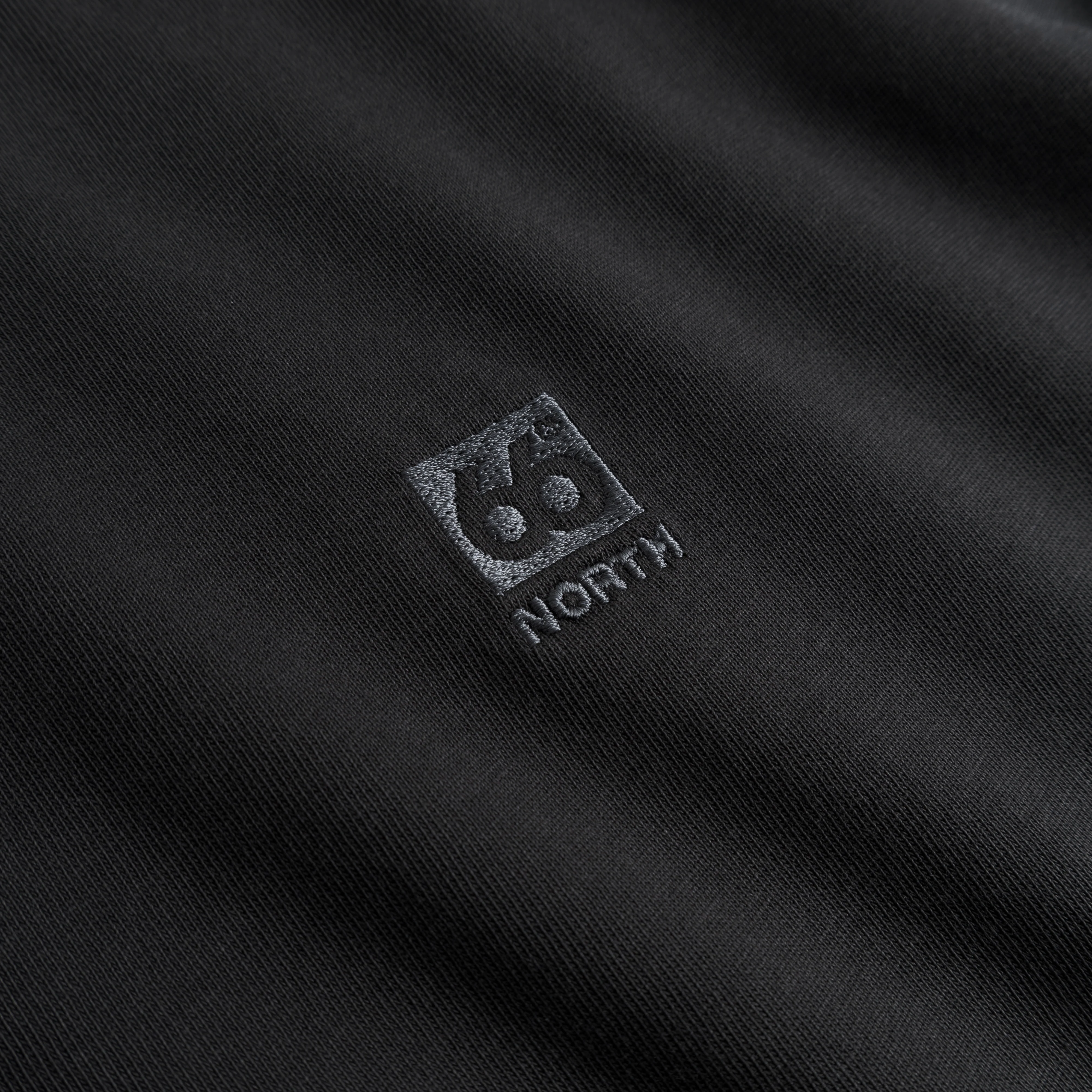Dyngja Longsleeve - Image 2
