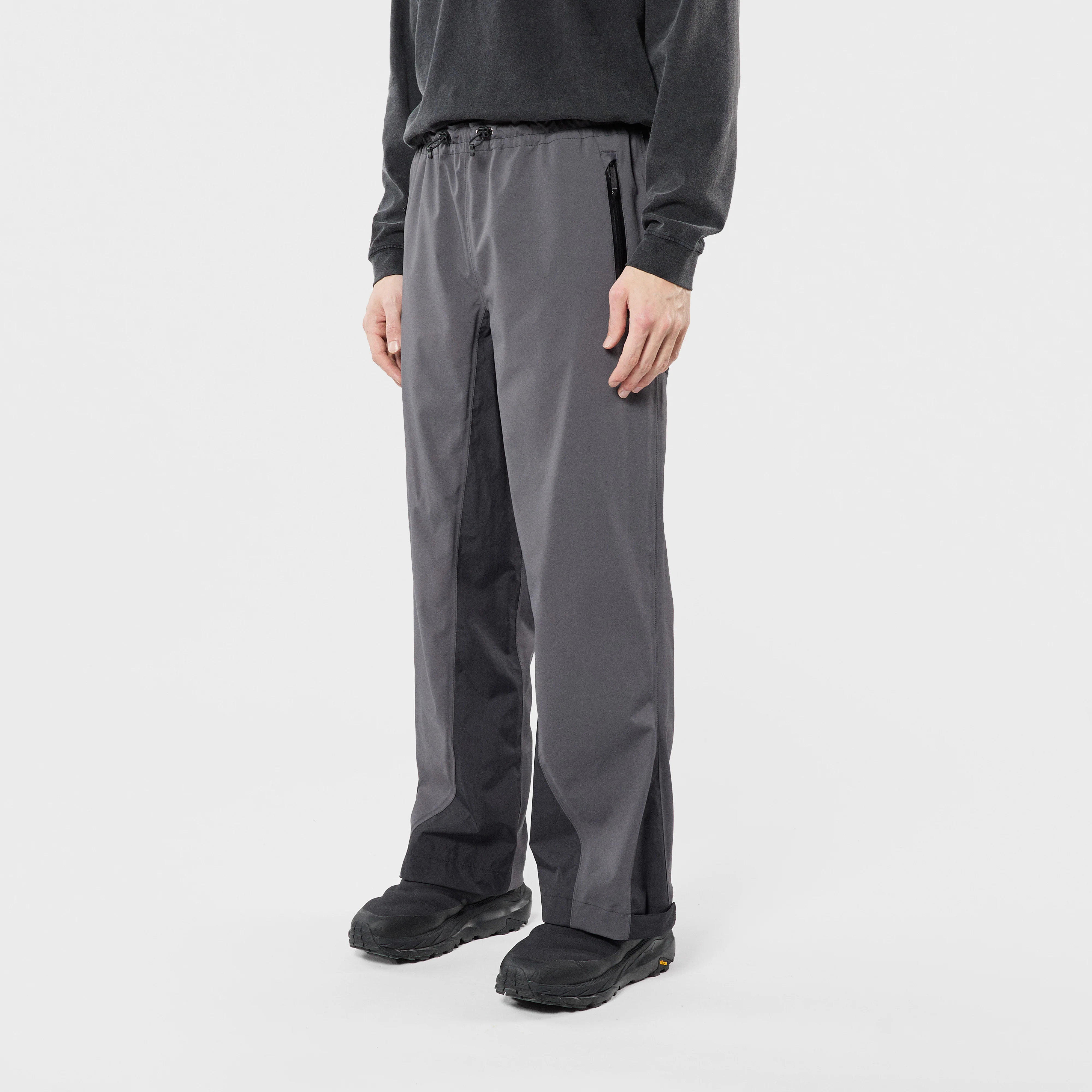 Dyngja Shell Pants - Image 3