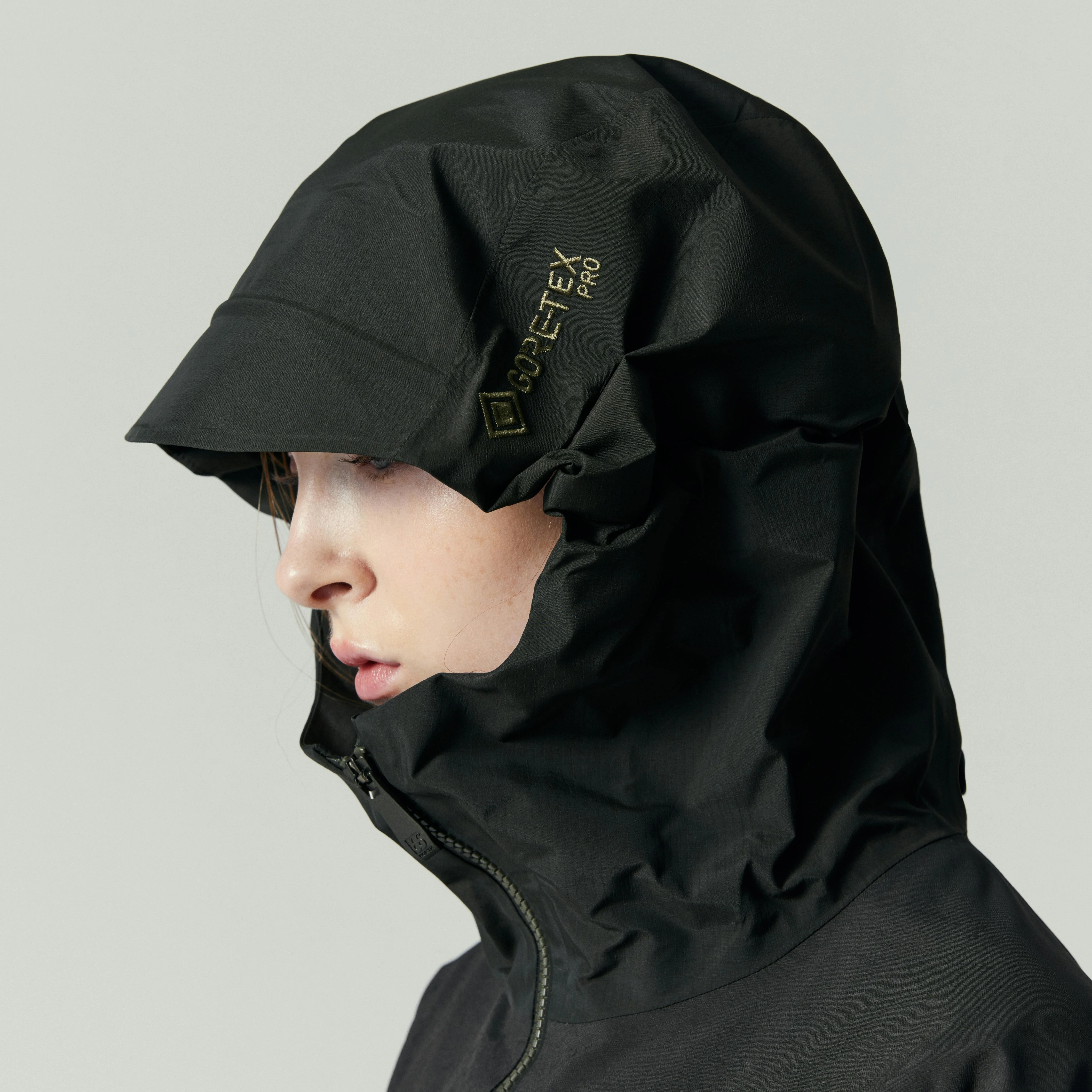 Women's Hornstrandir Gore-Tex Pro Jacket - Image 14
