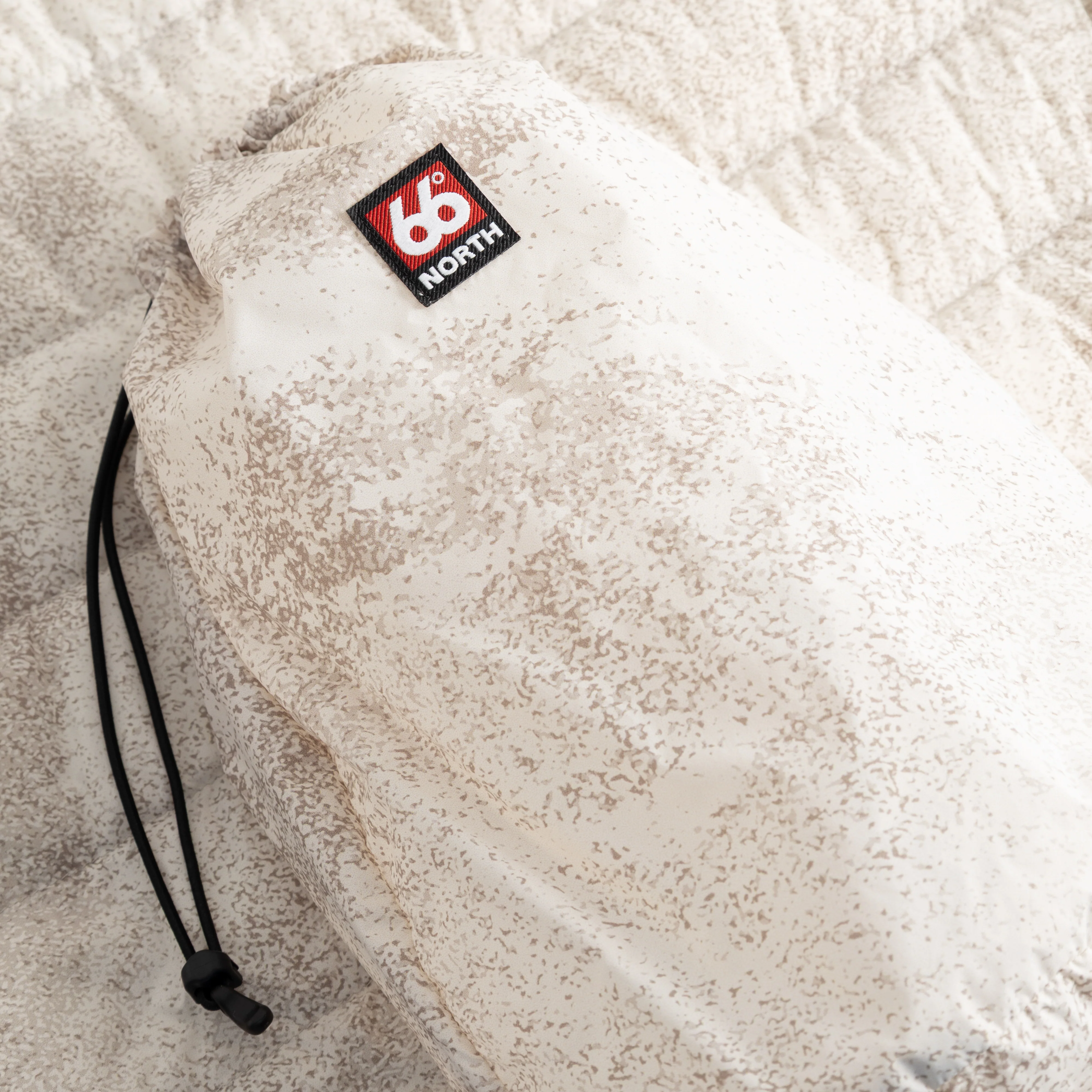 Keilir Down Vest AOP - Image 5