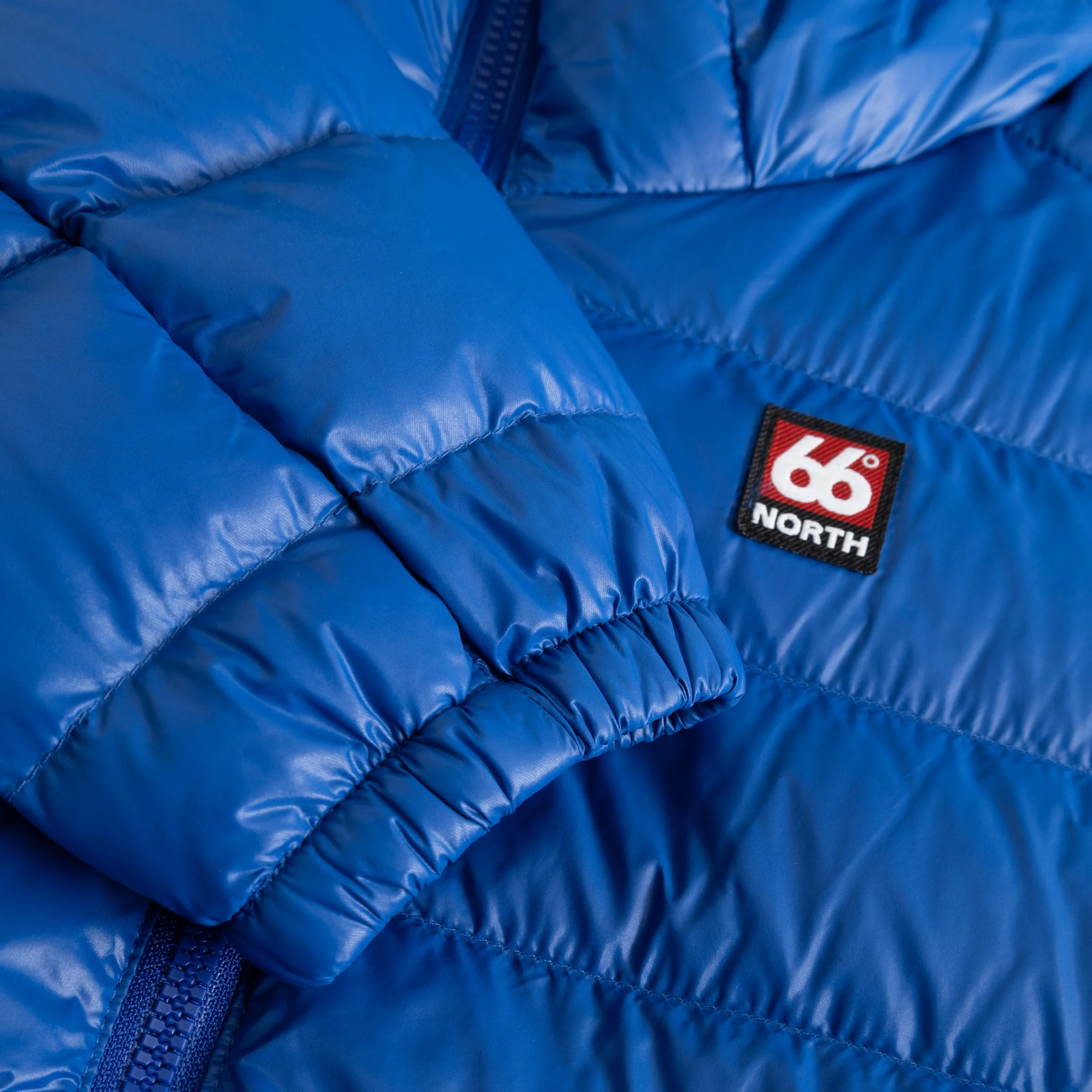 Woman's Keilir Hooded Down Jacket - Image 4