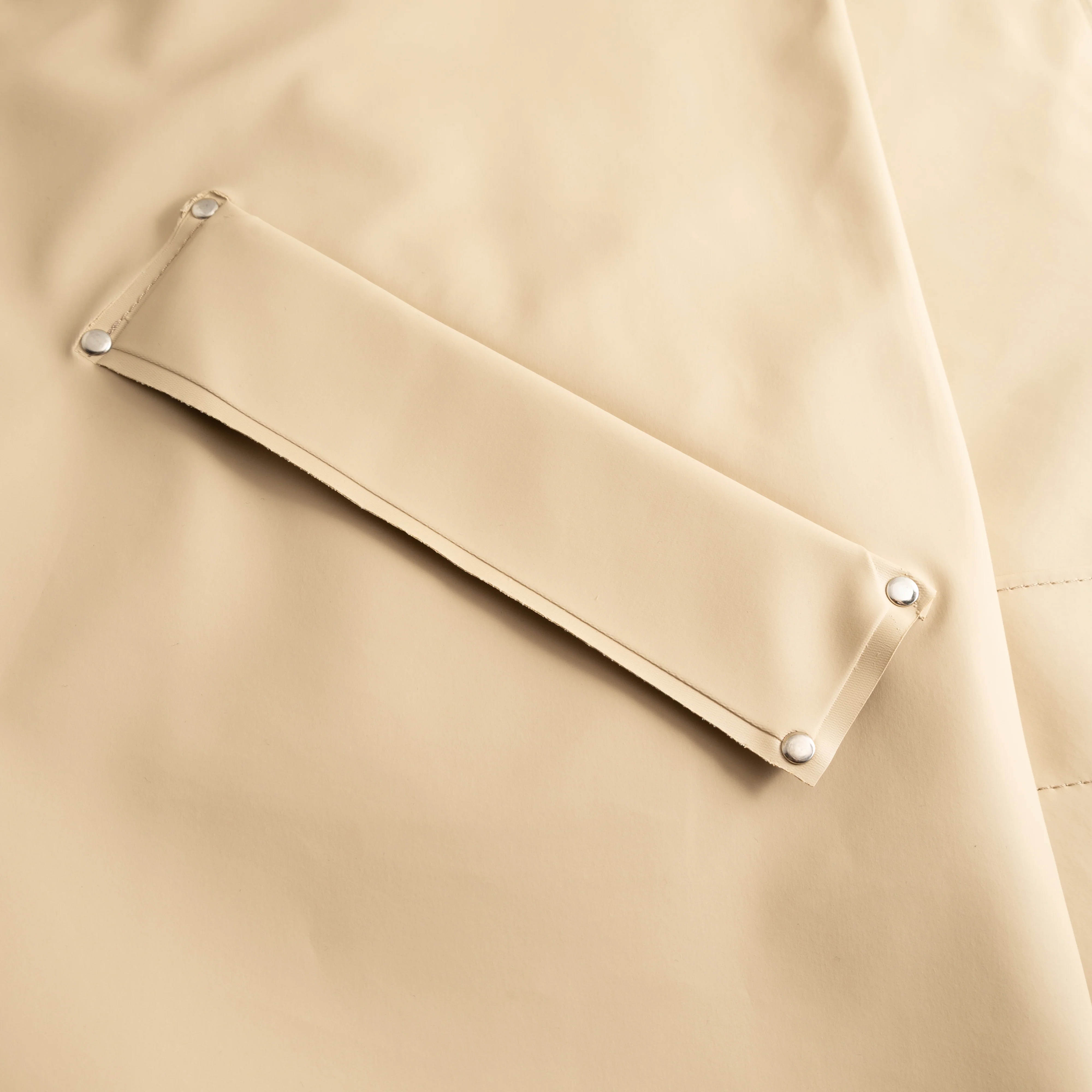 Women's Skipagata Rain Coat - Image 4