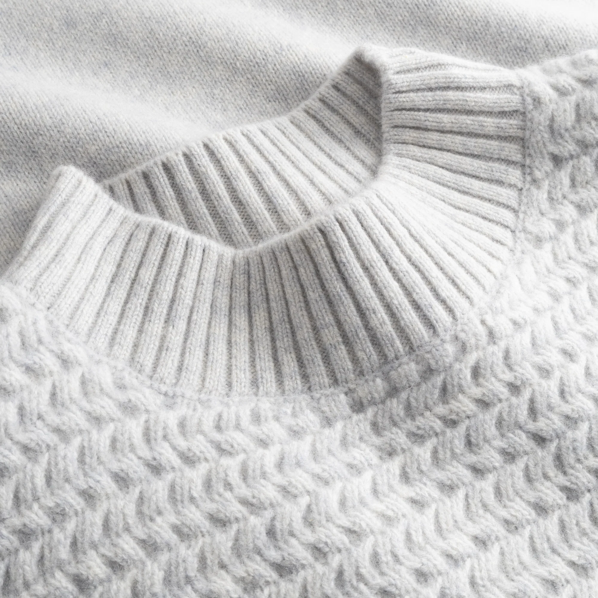 Skipholt Sweater - Image 5