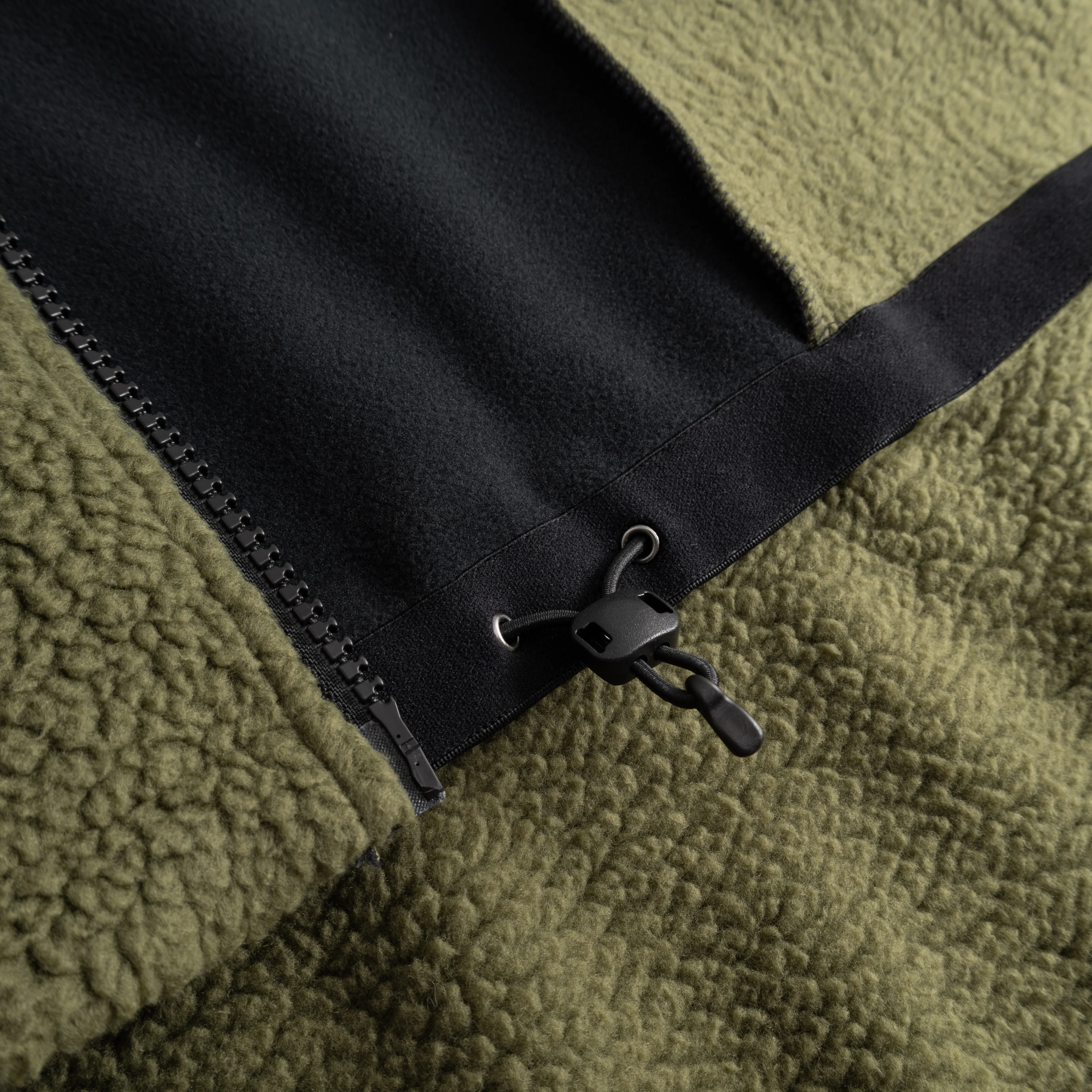 Tindur Shearling Vest - Image 10