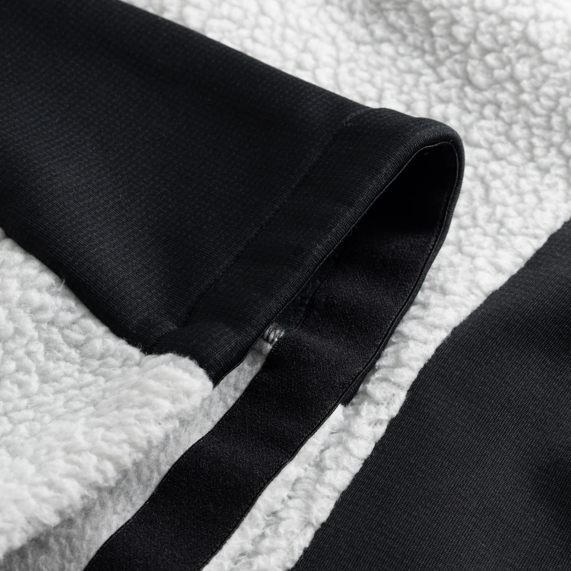 Women's Tindur Shearling Jacket - Image 6