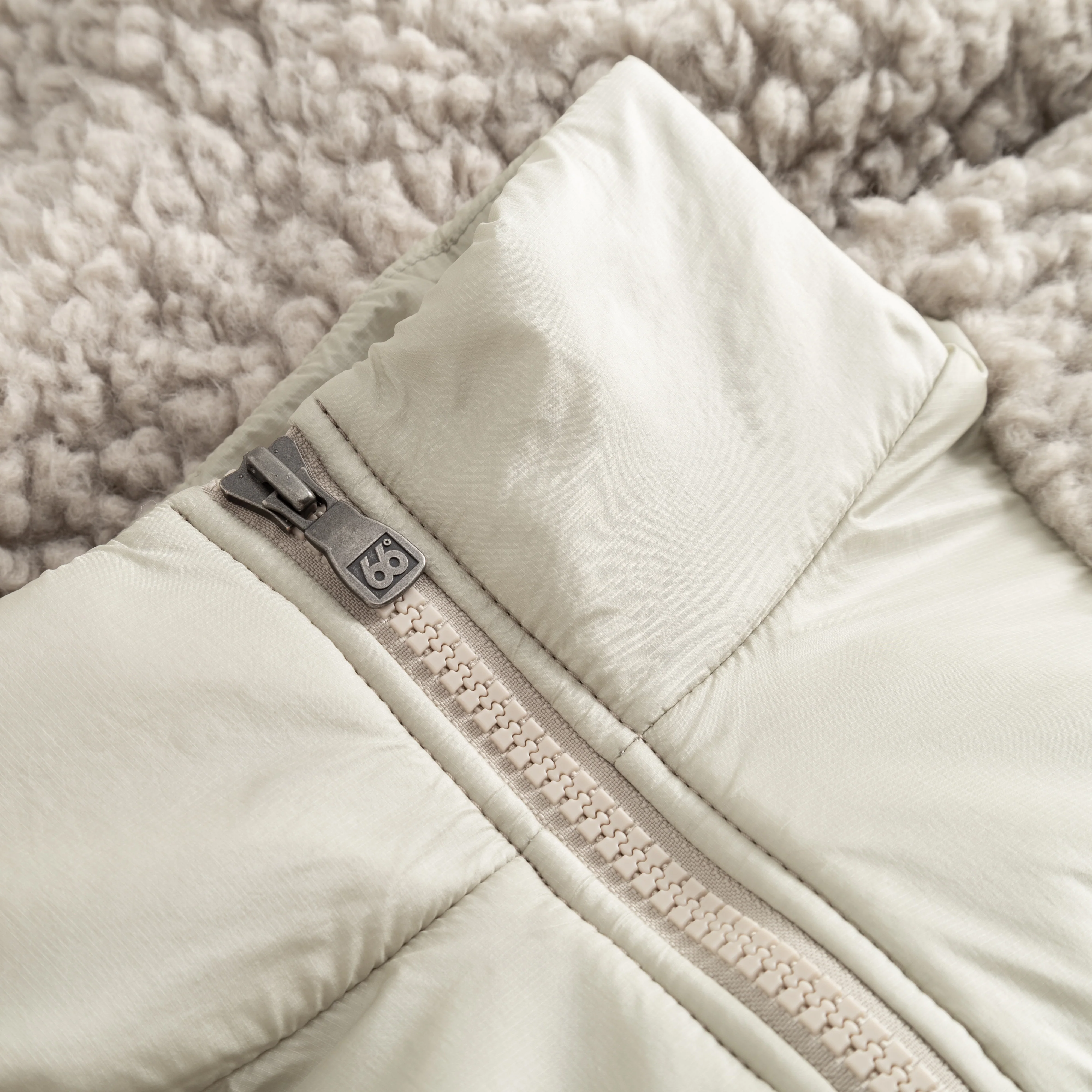 Varmahlíð Shearling Zip Neck - Image 3