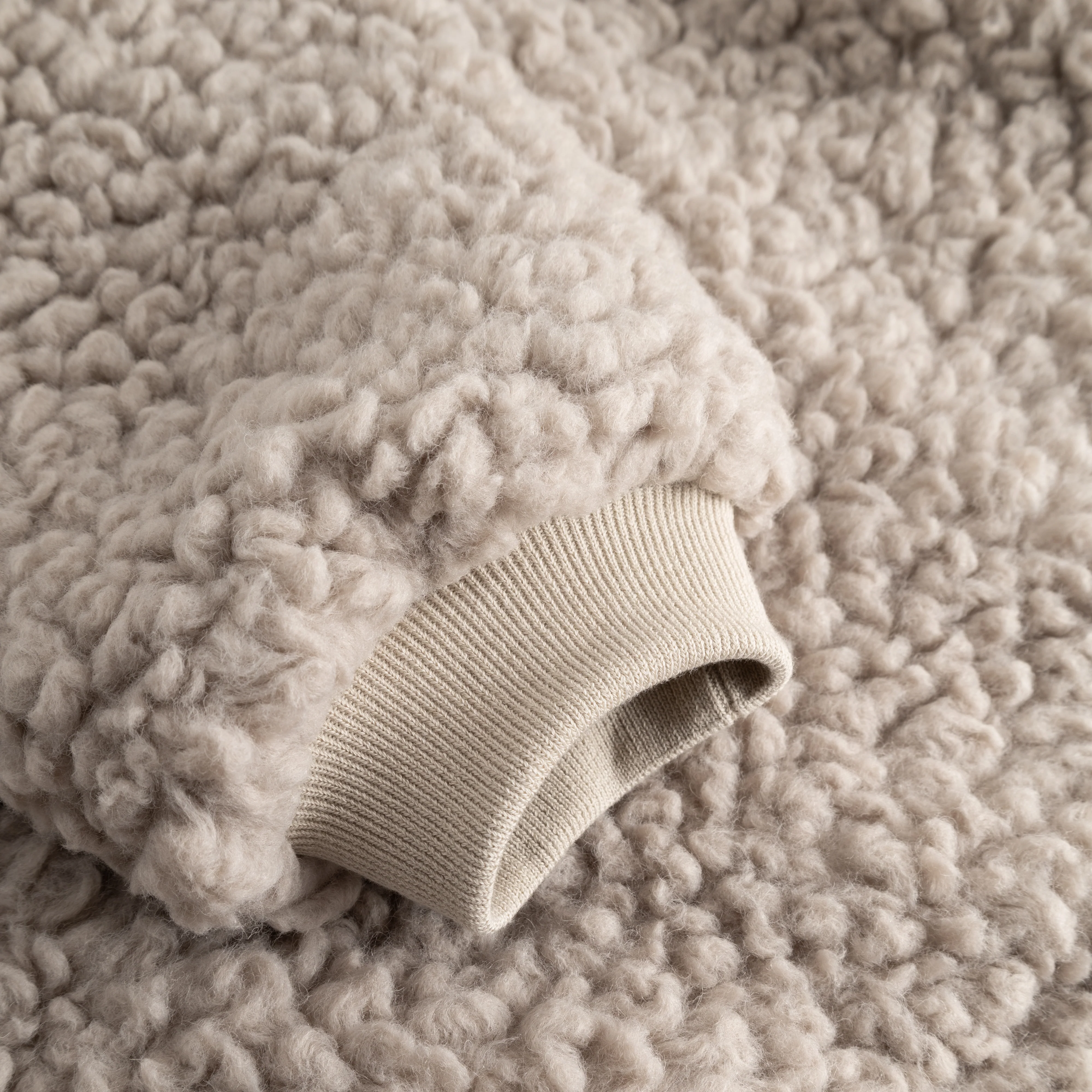 Varmahlíð Shearling Zip Neck - Image 4