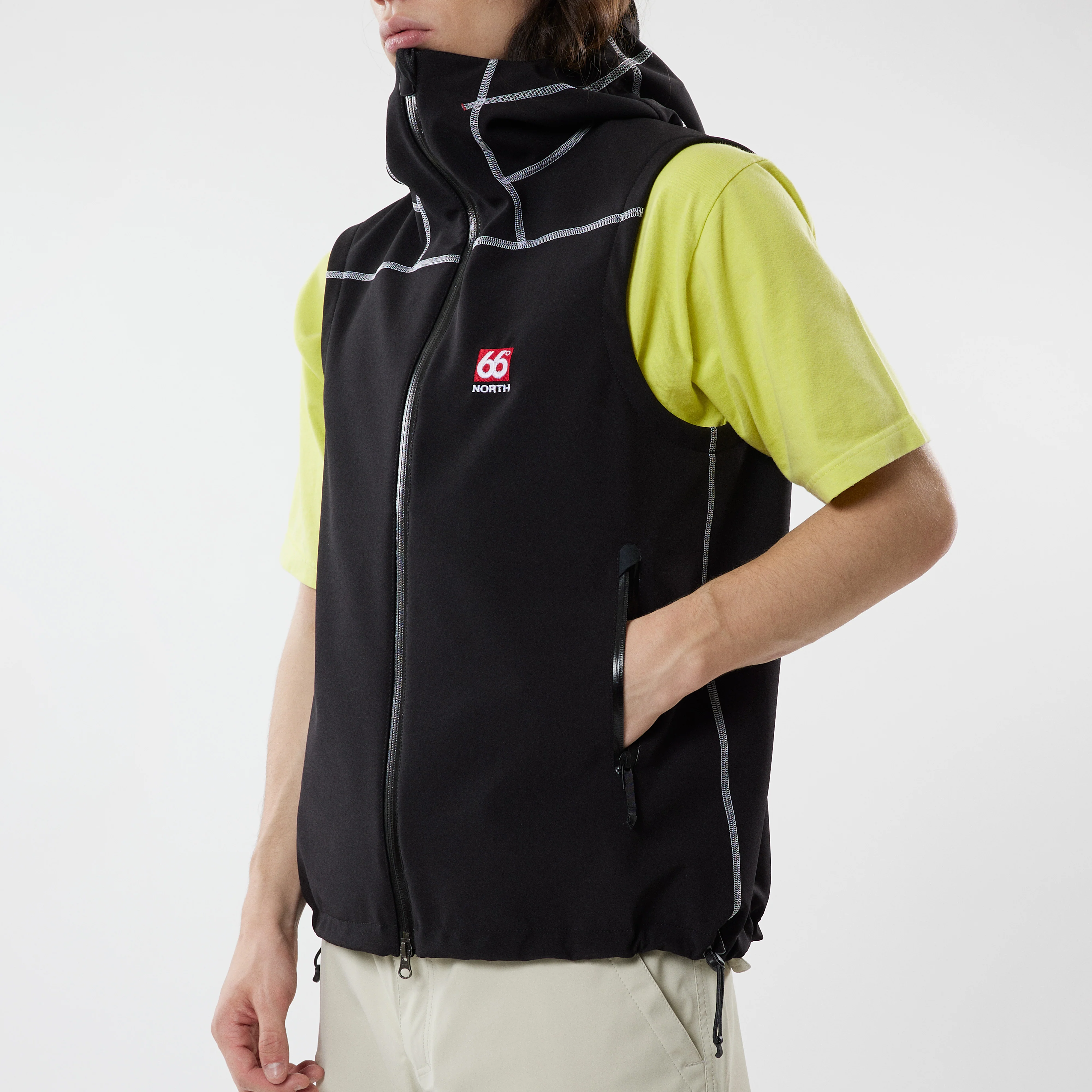 Vatnajökull Softshell Vest - Image 3