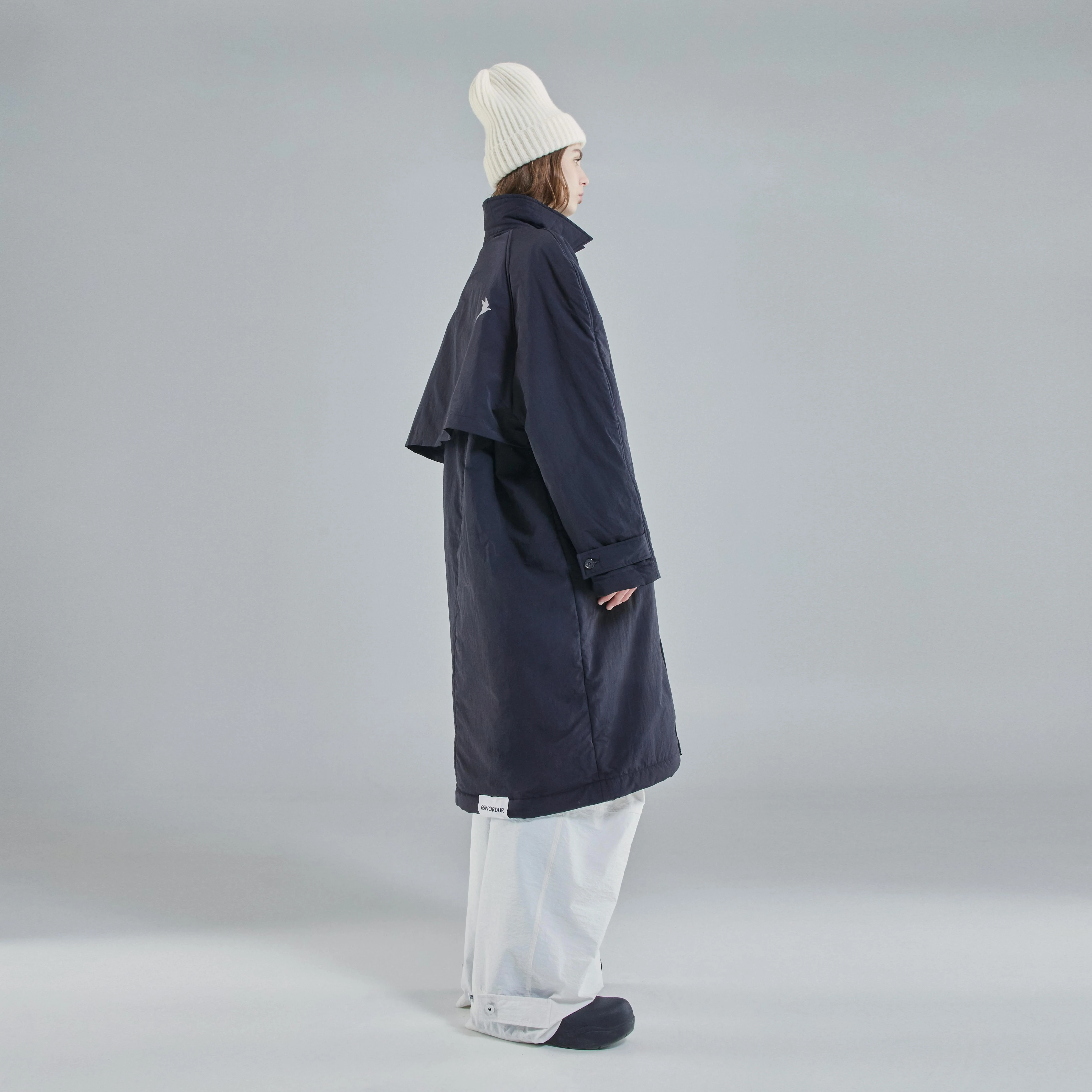 Vatnsmýri Coat - Image 13